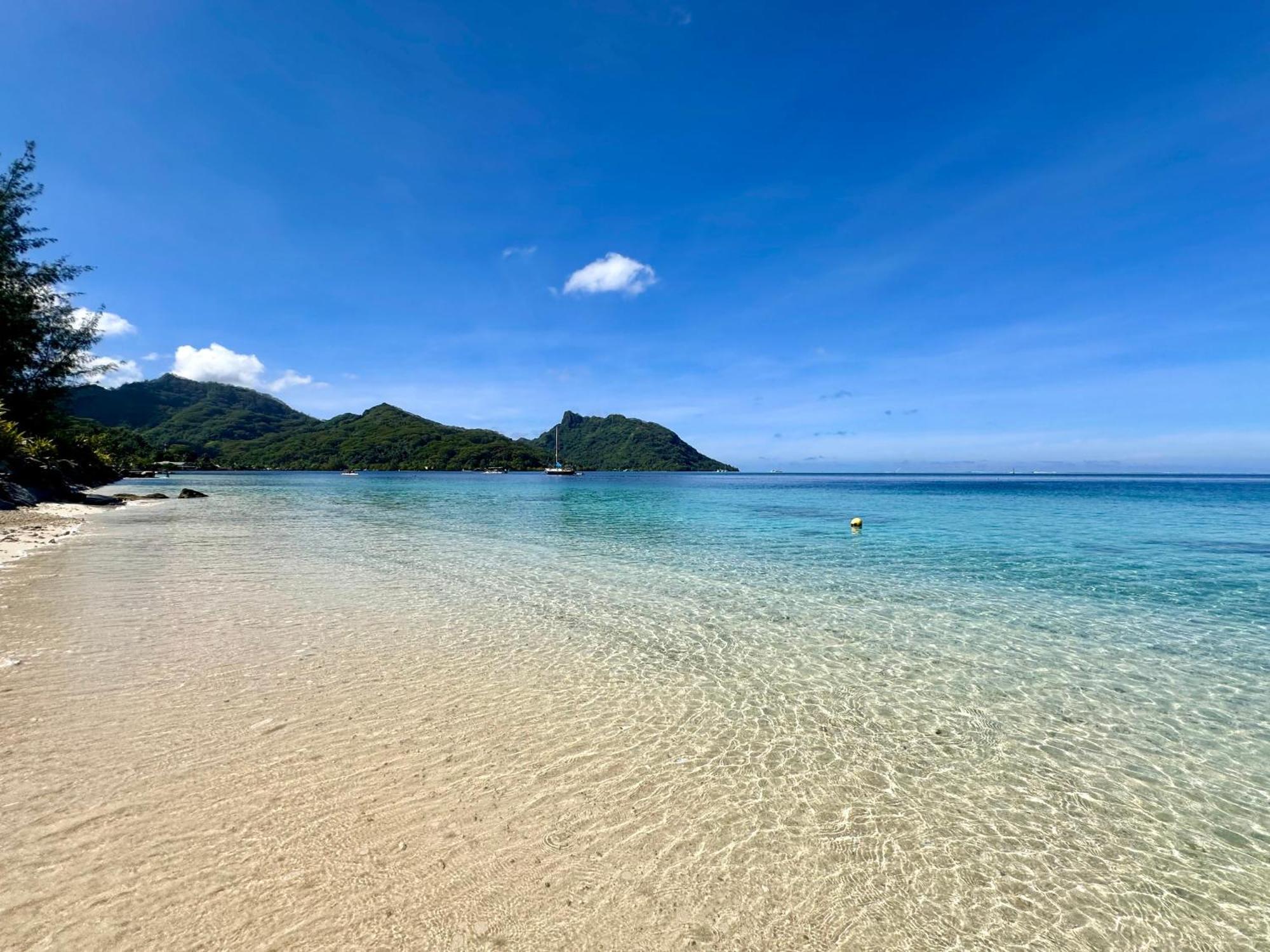 Meri Lodge Huahine « Room Of Marta » Fare Kültér fotó